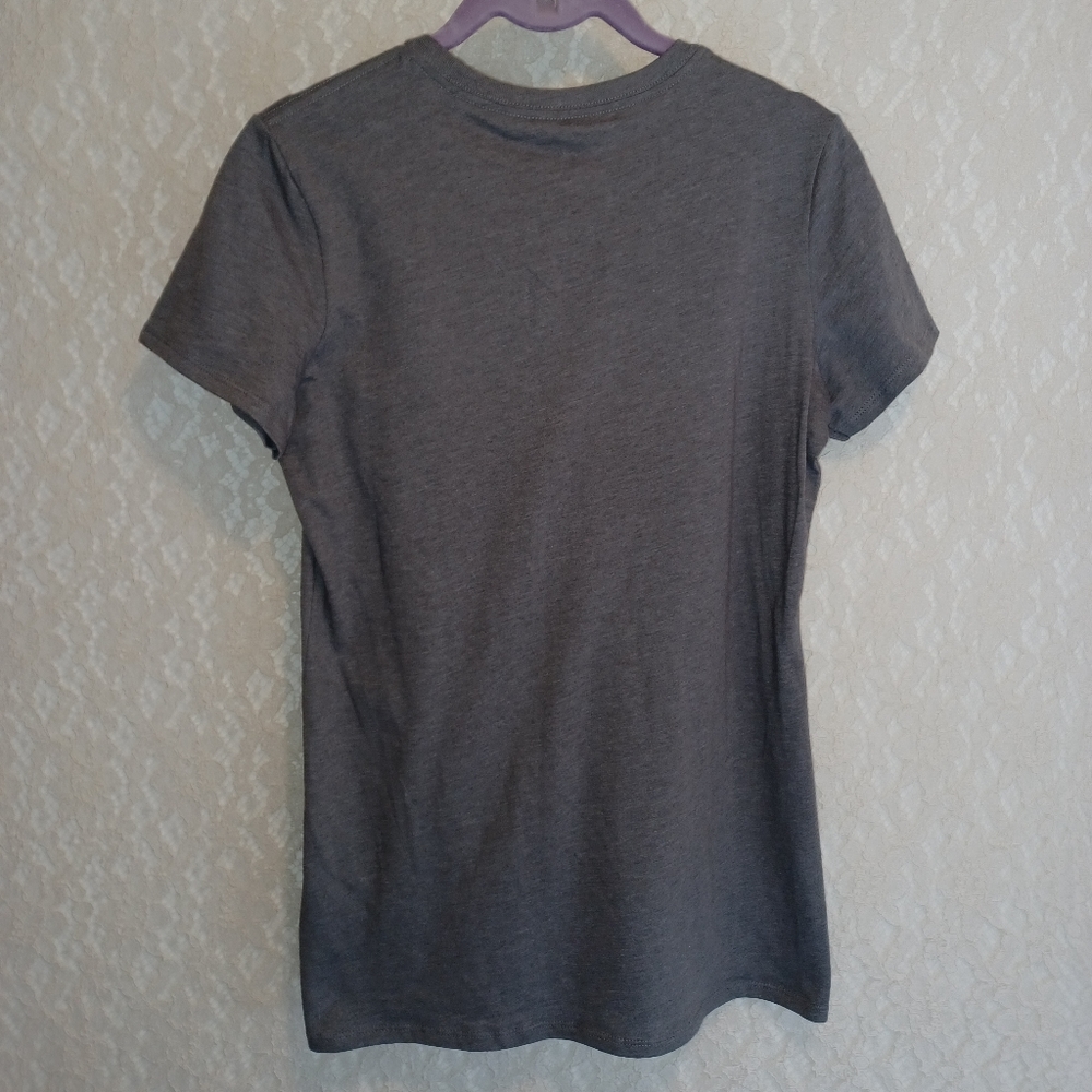 ❤️‍🔥 THE NORTH FACE XS Classic Fit Gray/Yellow/Black s.s Shirt - Picture 8 of 11